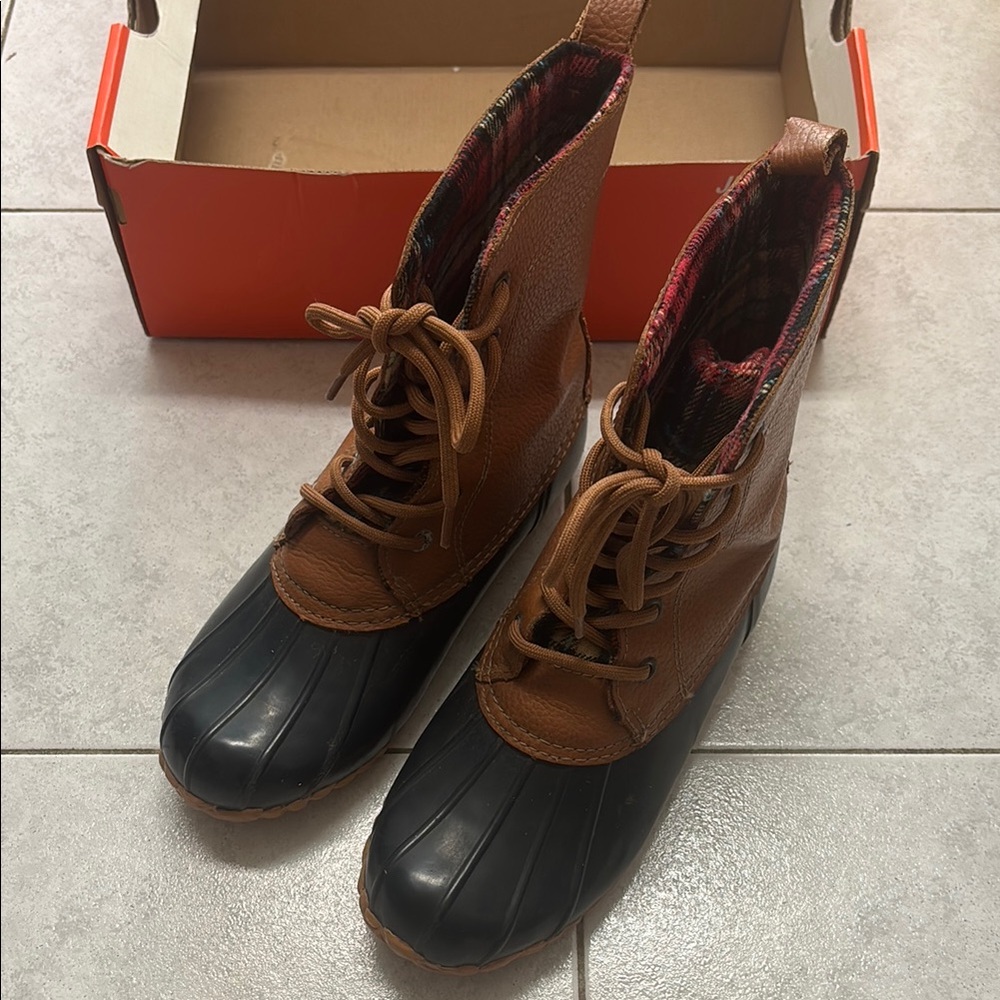 Smith’s American duck boots